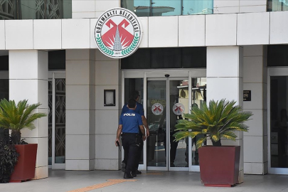 Döşemealtı Belediyesine yönelik soruşturmada 22 şüpheli hakkında gözaltı kararı verildi