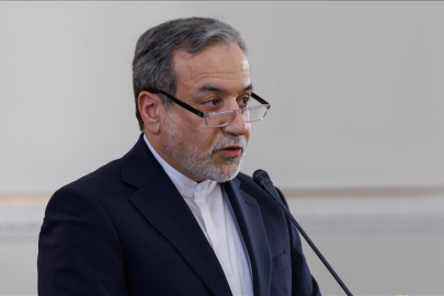 İran Dışişleri Bakanı Erakçi: Piyasalar tarihin en büyük açığı ve uçurumu ile karşı karşıya