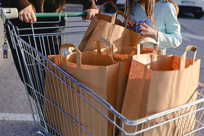 Tek kullanımlık plastiklerin yerine kağıt ve ahşap ürünler kullanılacak