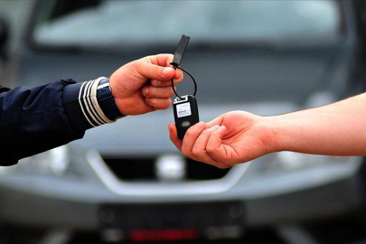 Karacabey Kaymakamlığı tarafından 2 adet araç satışı yapılacaktır