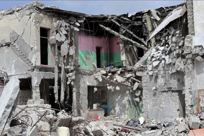 DSÖ, hastane veya okul bombalamanın "savaş suçu" olduğunu belirtti