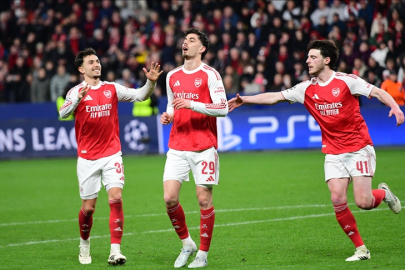 Premier Lig'de üst üste 4. maçını kazanan Arsenal, zirvede farkı açıyor