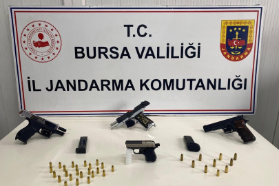 Bursa'da ruhsatsız silahlar ele geçirildi