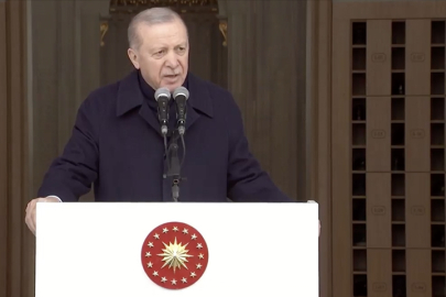 Cumhurbaşkanı Erdoğan: Milli ve manevi kimliğimize sahip çıkmaya devam edeceğiz