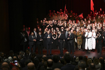 Cumhurbaşkanı Erdoğan, "Şüheda 1915" Tiyatro Gösterimi'ni izledi