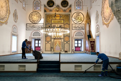 Yıldırım'da camilere bayram temizliği