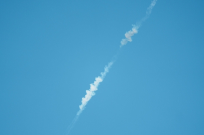 İran, Körfez ülkelerinde belirlediği hedeflere saldırıları sürdürüyor