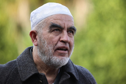 İsrail polisi, Şeyh Raid Salah'ı iftar programına katılmak için geldiği Doğu Kudüs'te gözaltına aldı