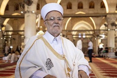 Mescid-i Aksa İmamı, Cumhurbaşkanı Erdoğan'ın İsrail'in Aksa'yı kapatmasına karşı sergilediği duruşu övdü