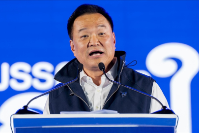 Tayland'da Anutin Charnvirakul yeniden başbakan seçildi