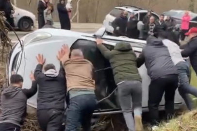 Bursa'da feci kaza: Araç takla attı