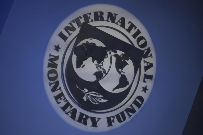 IMF'den enerji fiyatlarının uzun süre yüksek kalmasının enflasyonu yukarı çekebileceği uyarısı
