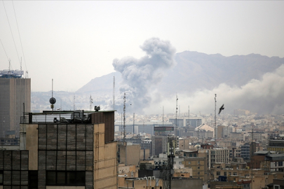 İran'ın başkenti Tahran'da patlamalar meydana geldi
