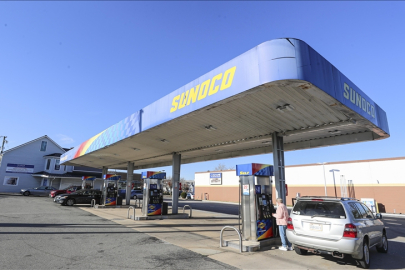 Orta Doğu'daki gerilimin gölgesinde ABD'de benzin fiyatlarındaki yükseliş sürüyor