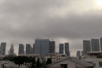 İran'ın düzenlediği füze saldırısında İsrail'in orta kesiminde 5 kişi yaralandı