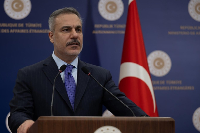 Bakan Fidan, ABD/İsrail-İran Savaşı'nı sonlandırmaya yönelik telefon diplomasisini sürdürüyor