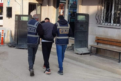 Bursa’da aranan şahıs kıskıvrak yakalandı