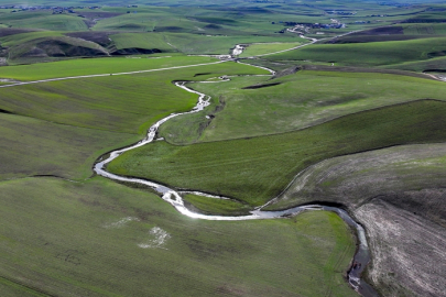 Doğu'da kuraklıktan etkilenen menderesler, kar ve yağmur sularıyla doldu