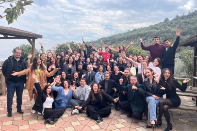 Bursa Uludağ Üniversitesi Güzel Sanatlar Fakültesi'nde tiyatro günü