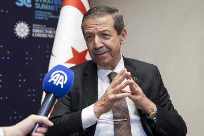 KKTC Dışişleri Bakanı Tahsin Ertuğruloğlu, GKRY'nin NATO üyeliği girişimlerini "rüya" olarak nitelendirdi