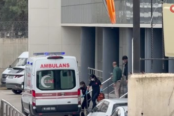 Başkan Bozbey'in de dahil olduğu soruşturmada gözaltındaki müteahhit fenalaştı