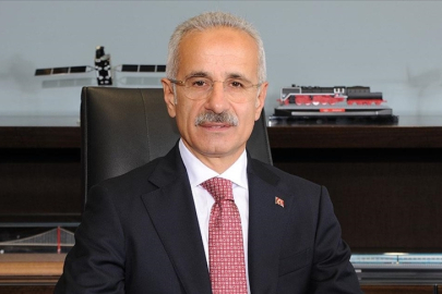 Bakan Uraloğlu'ndan Hürmüz Boğazı'ndaki Türk sahipli gemilerin durumuna ilişkin açıklama