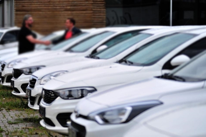 Otomobil ve hafif ticari araç pazarı yılın ilk çeyreğinde yüzde 3,94 azaldı