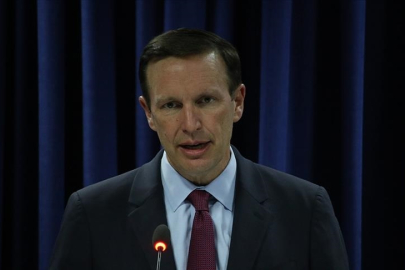 ABD'li Senatör Murphy, ülkesinin İran'a karşı "savaşı kaybettiğini" savundu