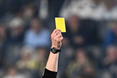 Fenerbahçe-Beşiktaş derbilerinde kart sayıları dikkati çekiyor