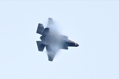 İran Devrim Muhafızları: Ülkenin orta kesimlerinde ABD'ye ait F-35 savaş uçağı düşürüldü