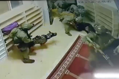 İsrail askerleri, Batı Şeria'da camiye baskın düzenleyip Filistinliye köpekle saldırdı