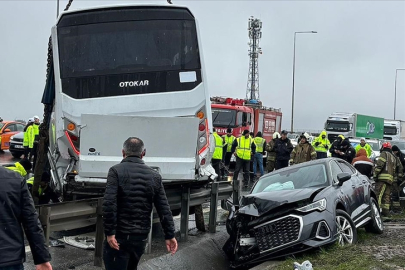 Trafik kazasında ağır yaralanan polis memuru şehit oldu