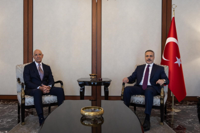 Bakan Fidan ABD'nin Suriye Özel Temsilcisi Barrack'ı kabul etti