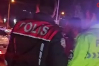 Önce kaza yaptılar, sonra ortalığı karıştırdılar