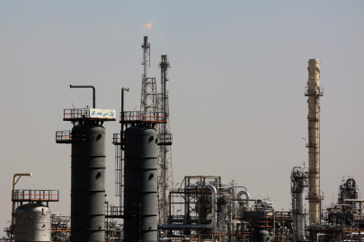 ABD'nin İran'ın enerji altyapısını hedef alma tehdidi piyasalarda arz risklerini tırmandırıyor