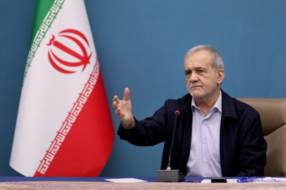 Pezeşkiyan'dan "İran'ı savunmak için canımı feda etmeye hazırım" açıklaması