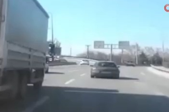 Bursa'da aynı noktada peş peşe kazalar