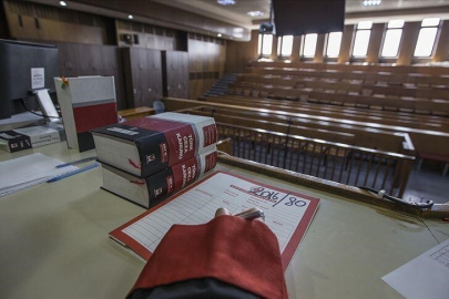 "İmamoğlu çıkar amaçlı suç örgütü" davasının 19. duruşması devam ediyor