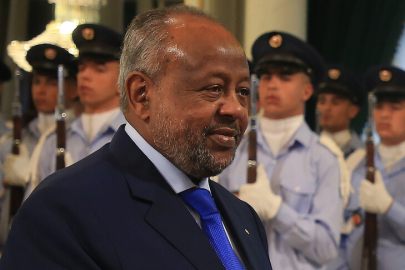 Cibuti Cumhurbaşkanı Guelleh, yüzde 97,81 oyla yeniden seçildi