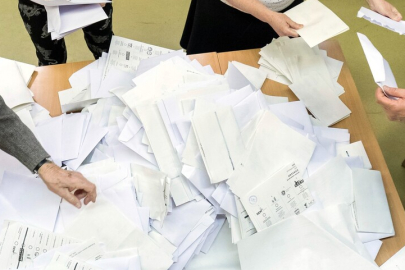 Macaristan genel seçim için yarın sandık başına gidiyor