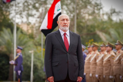 Irak’ın yeni Cumhurbaşkanı Amedi görevini resmen devraldı