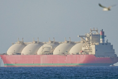 Hürmüz Boğazı'ndan gemi geçişleri ateşkes sonrası yüzde 10 geriledi