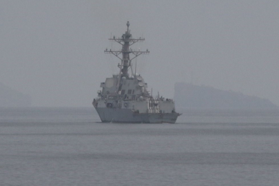 İran'dan Hürmüz  mesajı! "Düşmanla bağlantılı gemilerin   geçme hakkı yoktur ve olmayacaktır"