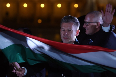 Macaristan'da seçimi kazanan Magyar: Macaristan tekrar Avrupa ülkesi olmak istiyor
