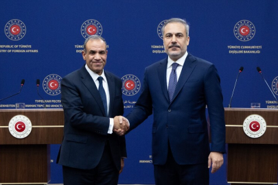 Dışişleri Bakanı Fidan, Mısırlı mevkidaşı Abdulati ile telefonda görüştü