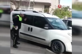 Ehliyetini kaptırdı yine de akıllanmadı