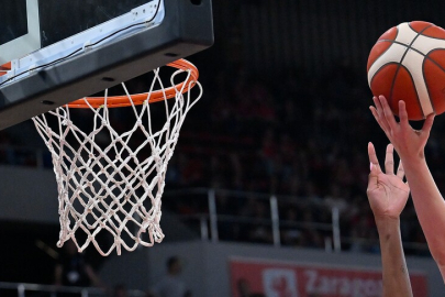 Fenerbahçe ile Galatasaray, FIBA Kadınlar Avrupa Ligi'nde final için parkeye çıkıyor