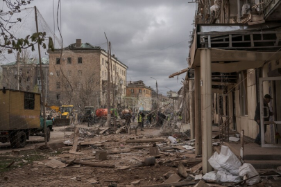 Ukrayna: Rusya'nın düzenlediği hava saldırılarında en az 15 kişi öldü ve 95 kişi yaralandı