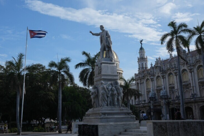 Axios: Küba'ya giden ABD'li heyet, Castro'nun torunuyla görüştü
