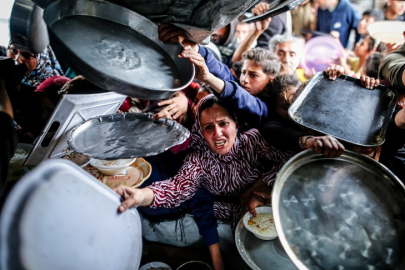 Gazze Barış Kurulu temsilcisinden "İsrail kısıtlamaları yardımları engelliyor" açıklaması